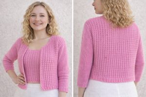 cárdigan a dos agujas rosa con punto arroz doble vista delantera y trasera